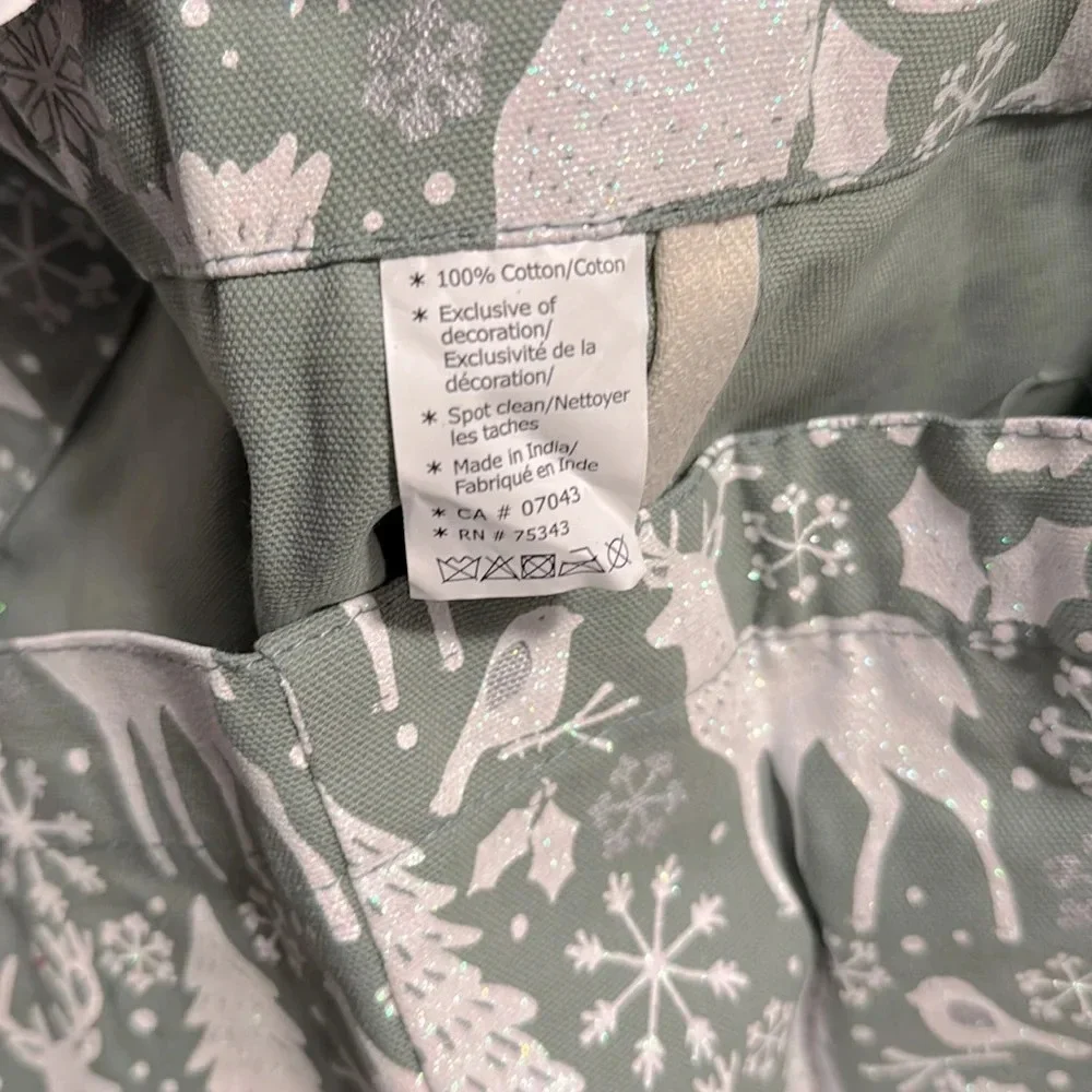 New Shimmer Mint Green Winter Tote Bag